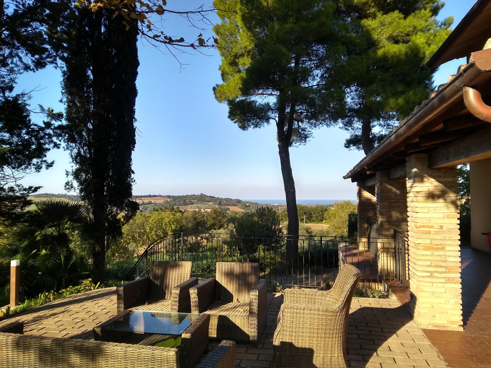  villa monteilluminato fano